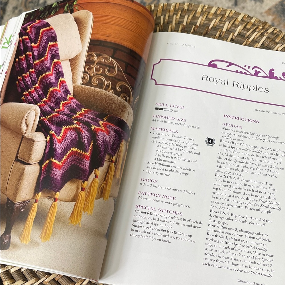 Vibrant Crochet Pattern Book - Picture 7 of 11